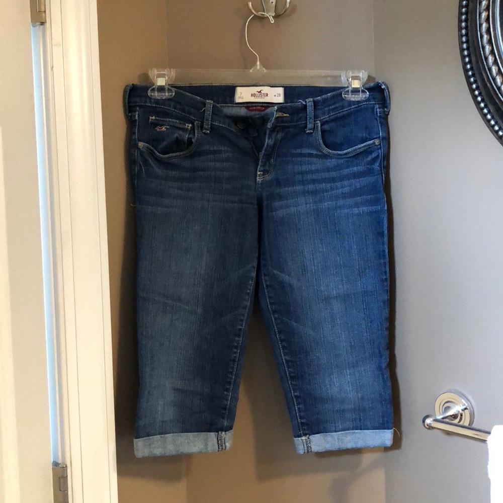 Hollister capris